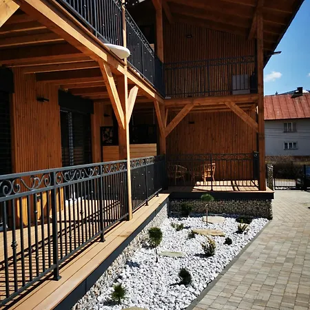 Luxusne - Olivia Telgárt