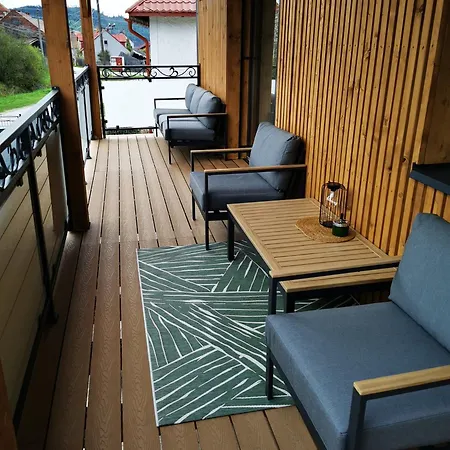 Luxusne - Olivia Telgárt